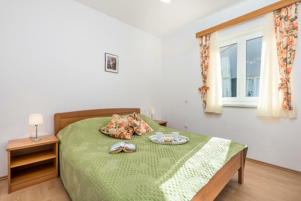 Villas Rab Palit Exterior photo